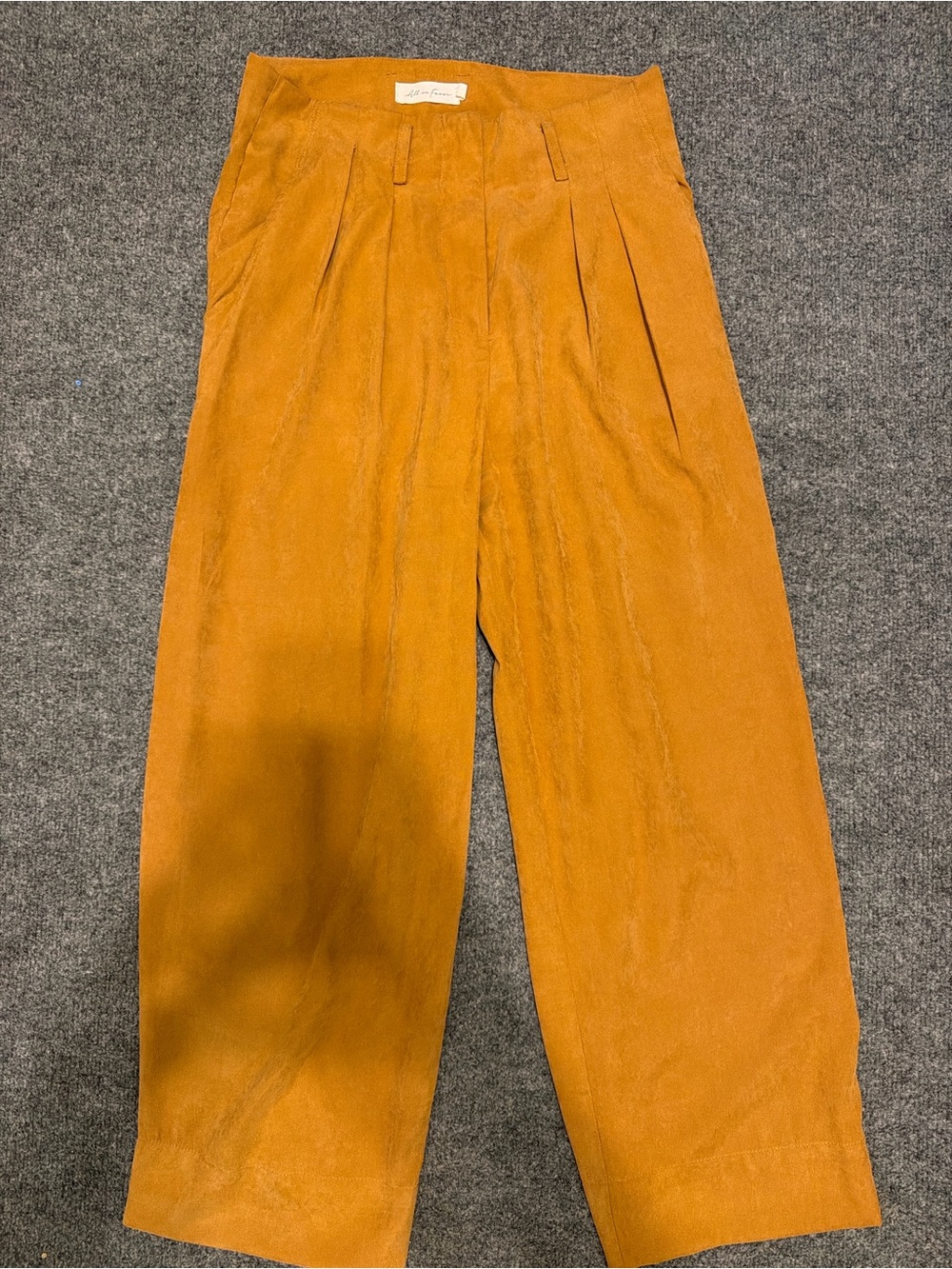 Women’s Wide-Leg Pants in Mustard
